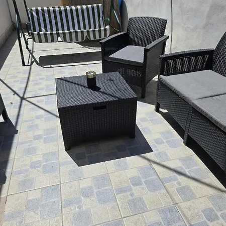 Guest house Giglio Rosso House 3*