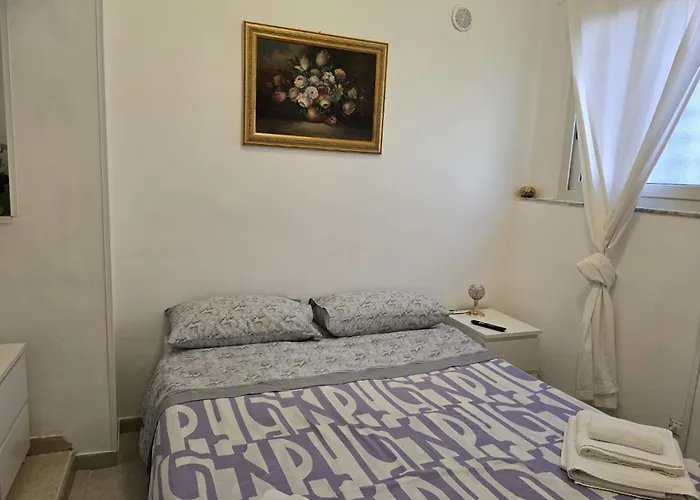 Giglio Rosso House 3*